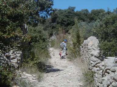 gordes_3.jpg (23896 Byte)